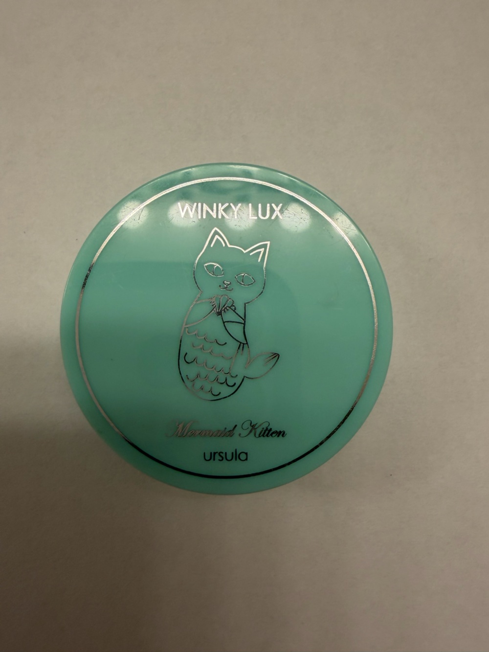 WINKY LUX Mint Green Cat Compact with Silver Accents
